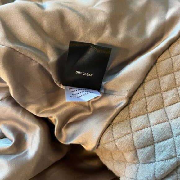 Torrid Pebble Grey Quilted Knit Moto Jacket – Torrid Size 0 / L - NWOT - Picture 8 of 8